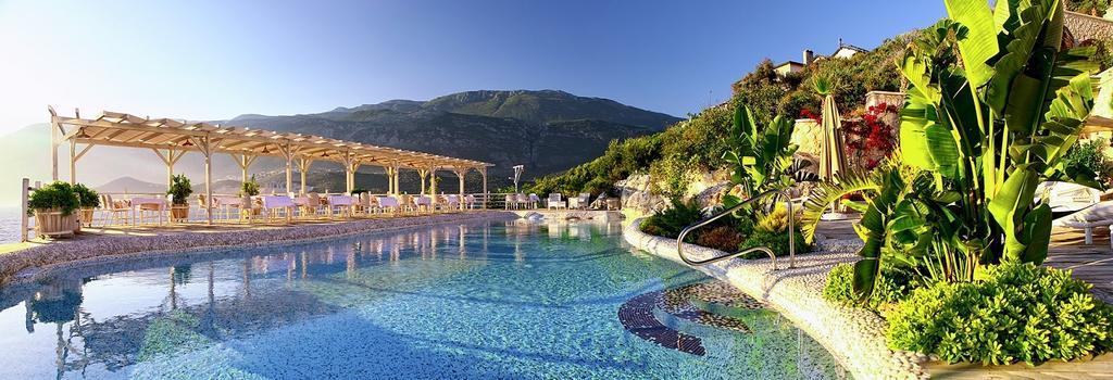 Peninsula Gardens Hotel - Adults Only Kas Bagian luar foto